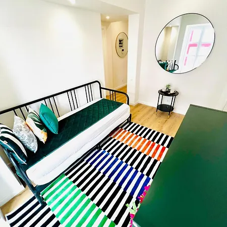 Apartment Luxury Flat In Lisbon, Ideal For Tourists *