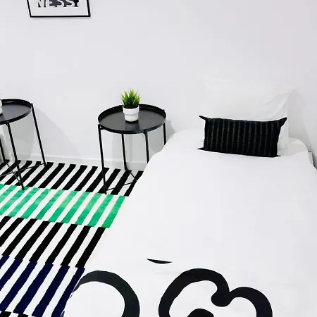 Apartment Luxury Flat In Lisbon, Ideal For Tourists *