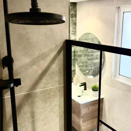 Apartment Luxury Flat In Lisbon, Ideal For Tourists *